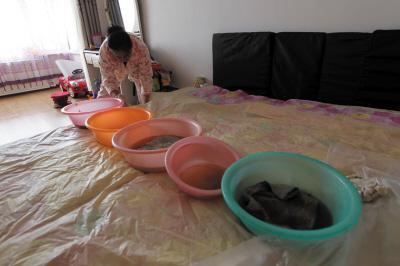 滑县楼上漏水，住户失联，小区没物管，业主维权难！律师来支招……